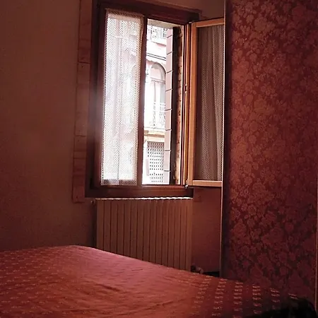 Allo Squero 4* Venice